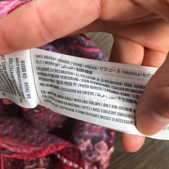 Lot of 2 Hollister Petal Shorts - Picture 8 of 8